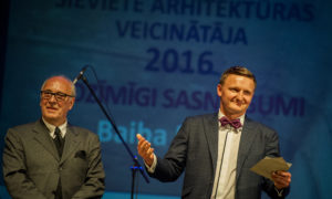 Arhitekts Andris Kronbergs un foruma atbalstītāja “BALTIC SOTHEBY S International Realty ” valdes priekšsēdētājs Vestards Rozenbergs