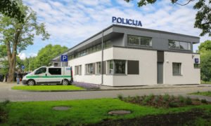 Valsts policijas, Rīgas reģionālās pārvaldes administratīvais iecirknis, jaunbūve, Stūrmaņu iela 33a, Rīga. Pasūtītājs Rīgas domes Īpašuma departaments. Arhitekts Juris Bērziņš. Būvnieks PS “LNK INDUSTRIES Partnership”, būvdarbu vadītājs Sergejs Čekans. Būvuzraudzība «Rīgas serviss», Viktors Malnačs.