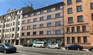 Daudzdzīvokļu ēkas 2-5 stāva renovācija, fasāžu renovācija Brīvības iela 161. Pasūtītājs: “BI 161”. Projekts “GRAF X”, Pēteris Strancis. Būvnieks “Kokneši Plus”, projekta vadītājs Kristaps Zvīgulis.