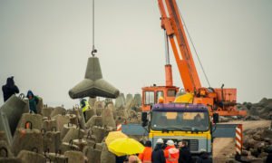 Ventspils brīvostas Dienvidu mola atjaunošanas būvdarbu uzsākšana