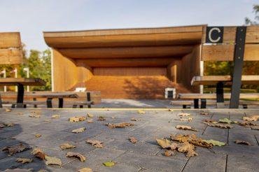 Saulkrastu estrāde un Neibādes parks