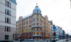 Administratīvās ēkas fasādes atjaunošana Kr.Valdemāra iela 26, Rīga. Pasūtītājs VAS VNĪ, projekts arhitekte Ilze Mekša, būvnieks Būvuzņēmums Restaurators, būvuzraugs Būvēlogs projekti. 
