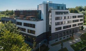 SHED Co living Riga. Pasūtītājs J12, projekts DUAL arhitekti, būvnieks LNK Industries, būvuzraugs Arhitektūras un Celtniecības Inženieru Dienests.