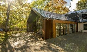 Jauniešu mājas pārbūve Brīvības iela 40, Ogre. Pasūtītājs Ogres novada pašvaldība, projekts JB Latvija, būvnieks Panavežio statybos trestas, būvuzraugs BŪVĒLOGS.