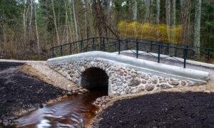 Tiltiņu pārdzimšana Ķemeru parkā