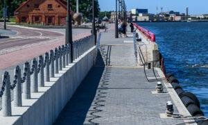 Ostas ielas promenāde Ventspilī