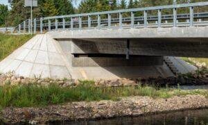 Tilts pār Gauju Melbāržos