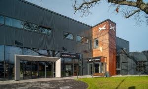 Modernākais auto dīlercentrs