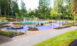 Smiltenes pilsētas aktīvās atpūtas parks Gaujas iela 1. Pasūtītājs Smiltenes novada pa&scaron;valdība. Projektētājs We Build Parks. Būvnieks ACBR. Būvuzraugs Marčuks.