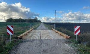 Inženierbūve &ndash; pārbūve. Lībie&scaron;u tilts pār Oglaines upi, Lībie&scaron;i &ndash; Billes, Vircavas pagasts. Pasūtītājs Jelgavas novada pa&scaron;valdība. Būvnieks Zemgales ceļu būve.