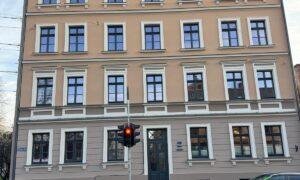 Fasāžu atjauno&scaron;ana. Dzirnavu iela 153, Rīga. Pasūtītājs OTTO. Projektētājs US ARHITEKTI. Būvnieks Fasāde PRO. Būvuzraugs Mārcis Jaunzems.