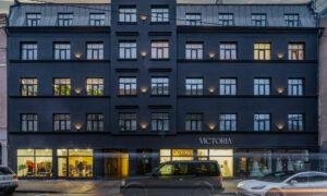 Fasāžu atjauno&scaron;ana Avotu iela 9, Rīga. Pasūtītājs Andris Pilvers. Projektētājs ArchANNADIStudio. Būvnieks SN BŪVGRUPA. Būvuzraugs Raimonds Eizen&scaron;mits. 