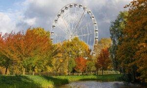 Jauna inženierbūve. Panorāmas rats, Raņķa dambis, Rīga. Pasūtītājs RPR Operators. Projektētājs Projektē&scaron;anas birojs A.I.D.E. Būvnieks Baltic Construction Company. Būvuzraugs Forma 2. 