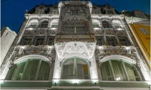 Fasāžu restaurācija &Scaron;ķūņu iela 12, Rīga. Pasūtītājs RR Investīcijas. Projektētājs ALTA GRUPA. Būvnieks Fasāde Pro. Būvuzraugs MarKons. 