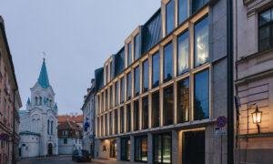 Pārbūve. Biroju ēka Pils ielā 8/10 Rīgā. Pasūtītājs Igaunijas republikas Ārlietu ministrija. Projektētājs Jevģēnijs Ļeonovs. Būvnieks AIDACO GROUP. Būvuzraugs BŪVUZRAUGI LV.