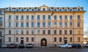 Fasāžu atjauno&scaron;ana ēku kompleksam Stabu 60, 62, 62A, Rīga. Pasūtītājs Inna Davidova. Projektētājs ALTA GRUPA. Būvnieks Fasāde Pro, OPTION 1. Būvuzraugs Būvprojektu Vadības birojs. 